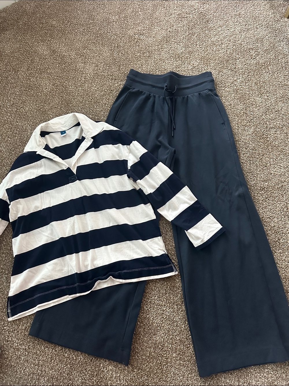 Women’s  Wide-Leg Pants - Navy